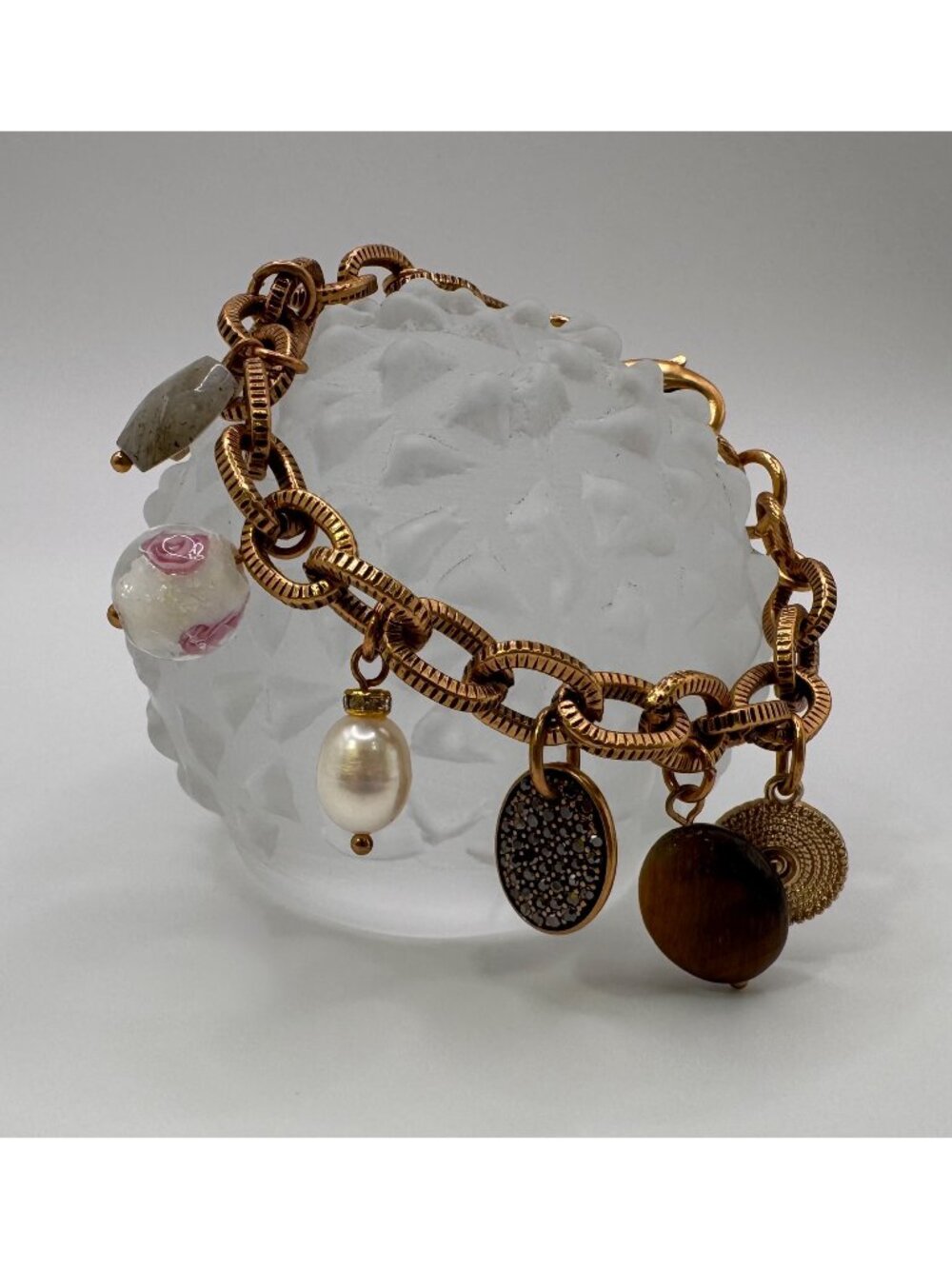 Chicos Charm Bracelet Gold Tone Tigers Eye Faux Pearl Stone Dangle 7in